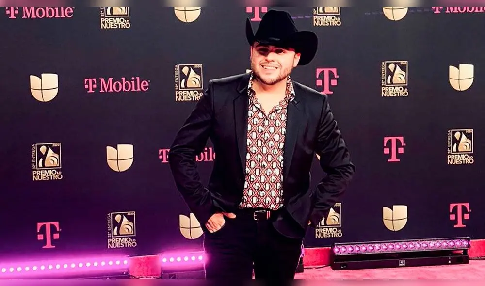 Gerardo Ortiz en la alfombra de Premios Lo Nuestro. Foto: Instagram