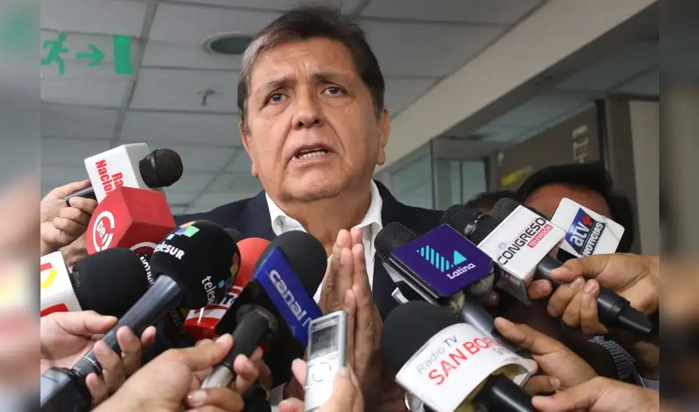 Ante la fiscalía, Alan García criticó cambios al gasoducto