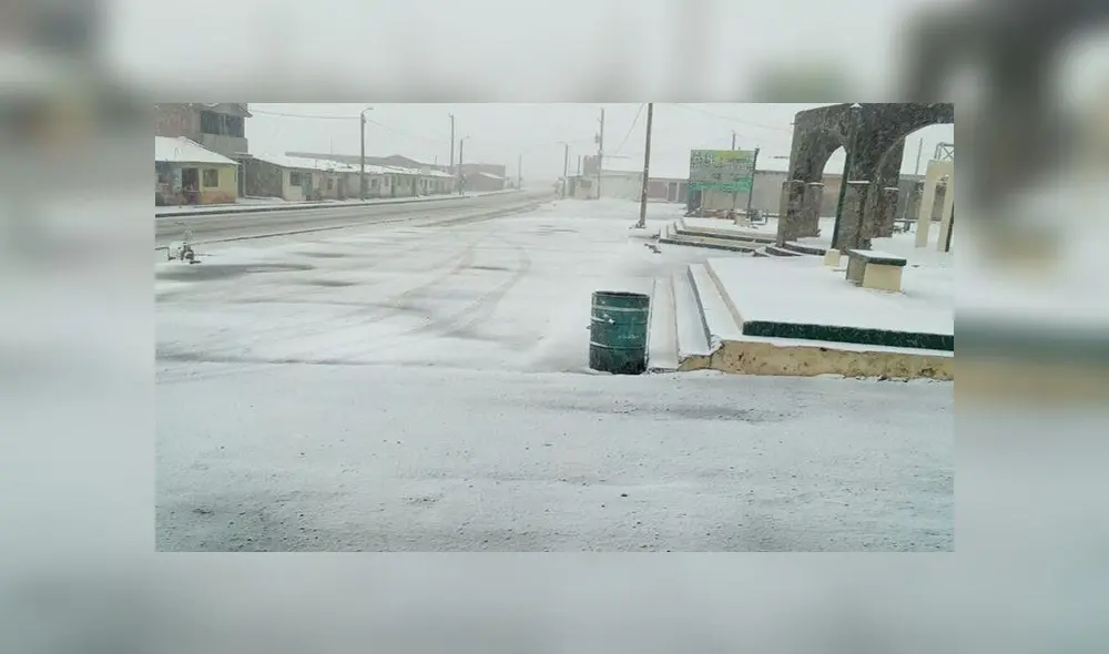 Intensas nevadas bloquean carretera Arequipa-Puno [FOTOS Y VIDEO]