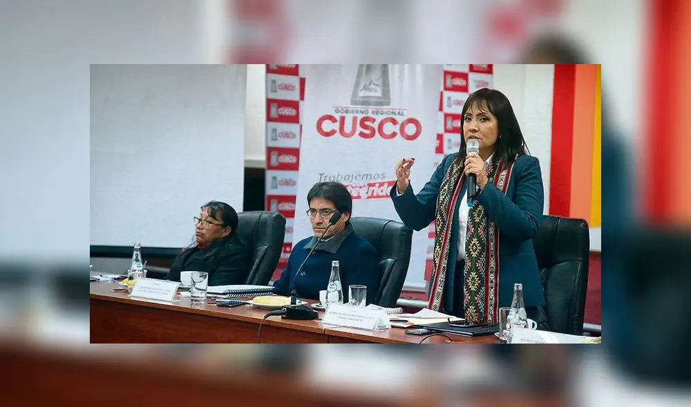 Anuncio. Ministra María Jara dio detalles de obra en Cusco. Anuncio. Ministra María Jara dio detalles de obra en Cusco.