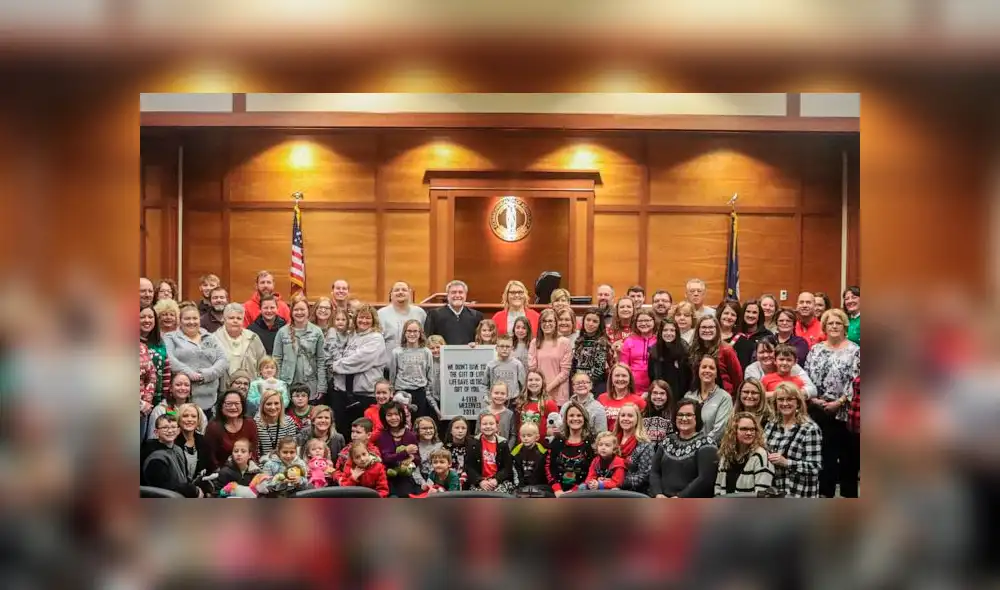 Cinco hermanas son adoptadas por una pareja y pasarán juntas la Navidad