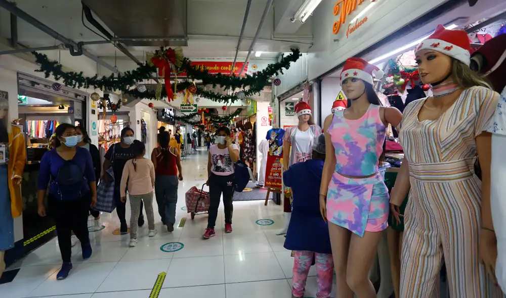 De acuerdo con estimaciones la campaña navideña representa un promedio del 40% de la venta anual. Foto: Carlos Contreras - La República. De acuerdo con estimaciones la campaña navideña representa un promedio del 40% de la venta anual. Foto: Carlos Contreras - La República.