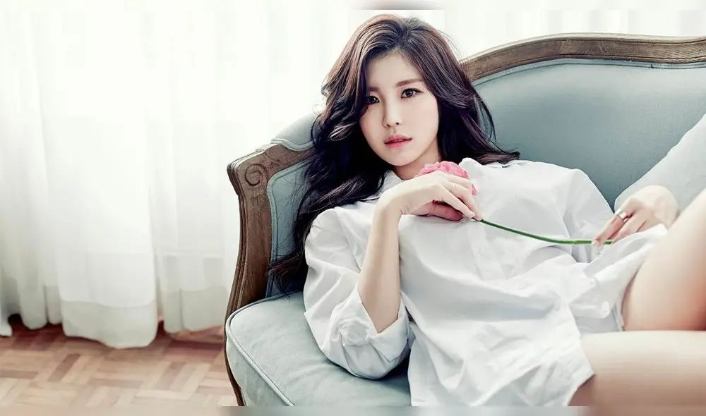 SECRET: Hyoseong tuvo que mantener un duro régimen de dietas para perder peso.