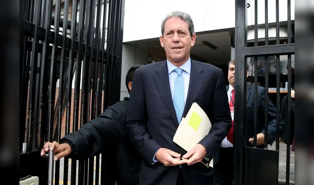 MEF presentará su propuesta para ampliar meta del déficit fiscal MEF presentará su propuesta para ampliar meta del déficit fiscal