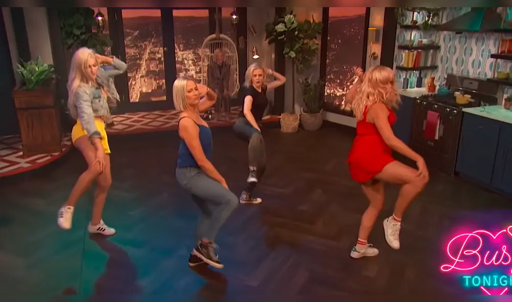 Actrices de '¿Y dónde están las rubias?' reviven épica batalla de baile [VIDEO]