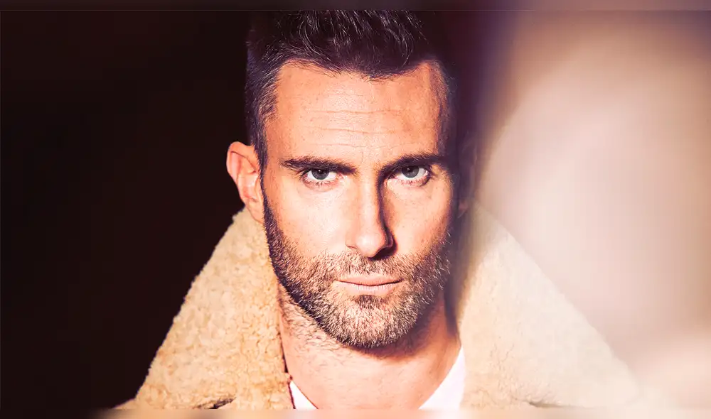 Adam Levine genera rechazo al lucir irreconocible con radical transformación [VIDEO]