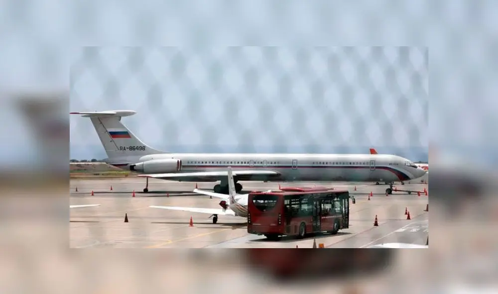 Avión proveniente de Rusia. Foto: Reuters.