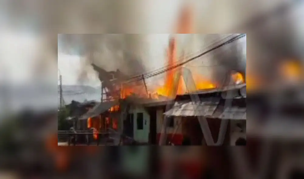 Incendio dejó 2 heridos y 10 viviendas destruidas en Iquitos [VIDEO]
