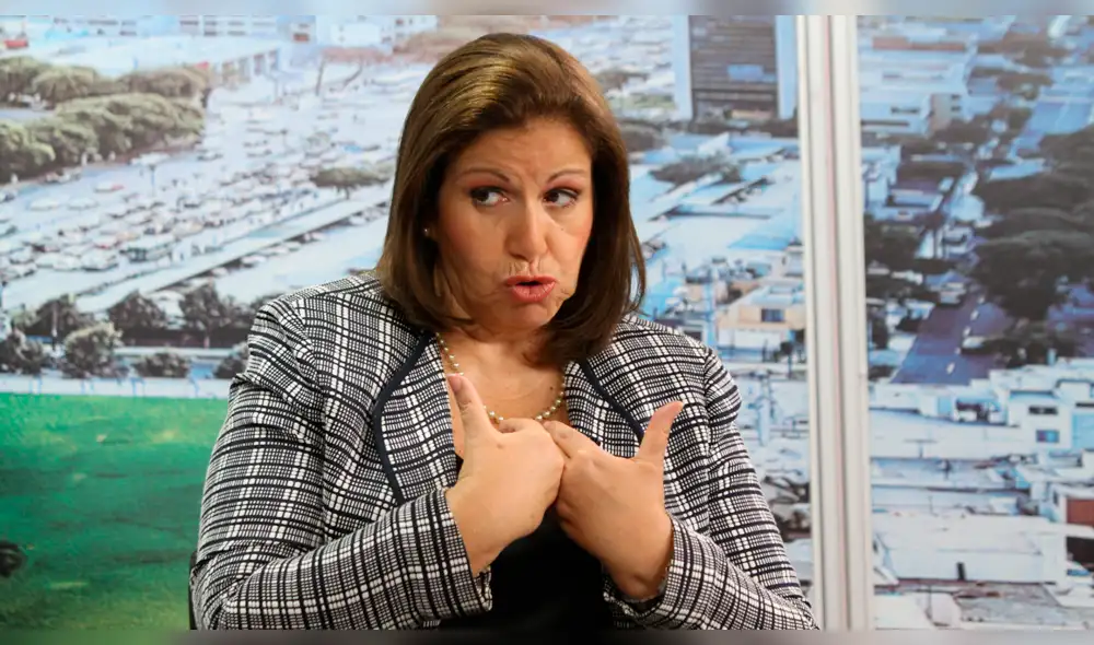 Lourdes Flores critica a Keiko y a Vizcarra por "juego político infantil"