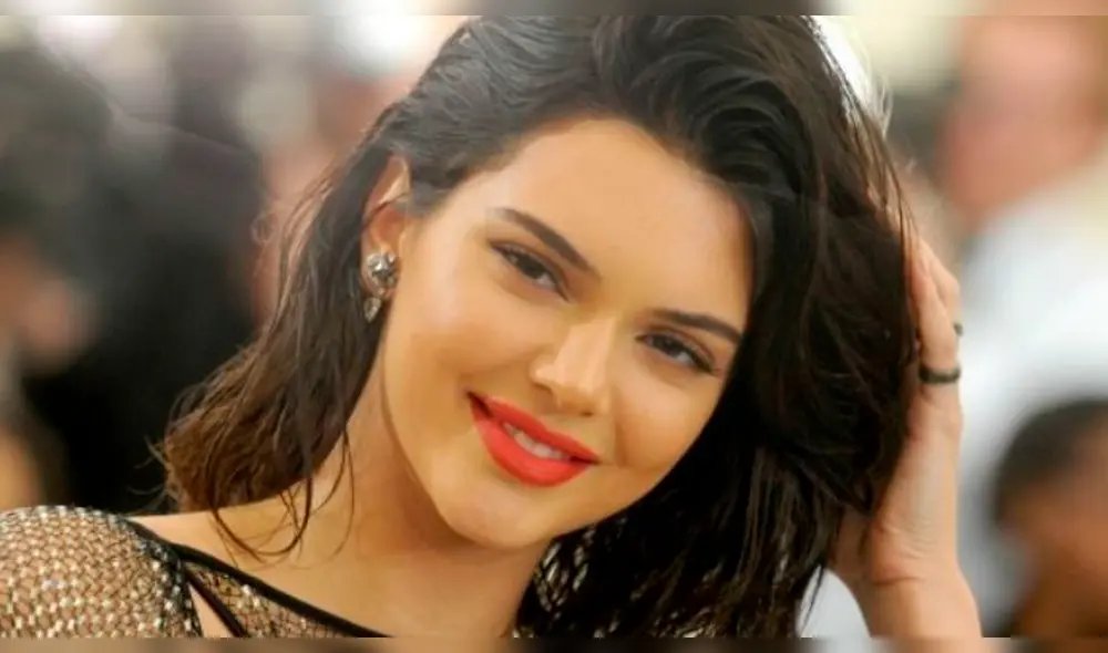 Kendall Jenner pagará 90 mil dólares por promocionar Fyre Festival que terminó en estafa Kendall Jenner pagará 90 mil dólares por promocionar Fyre Festival que terminó en estafa