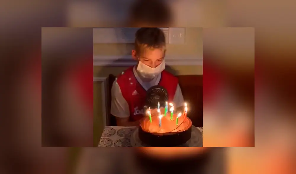 Desliza para ver todas las fotos de TikTok. Desliza para ver todas las fotos de TikTok.