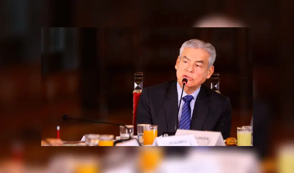 César Villanueva dispone investigar alquiler de oficinas de la OSCE