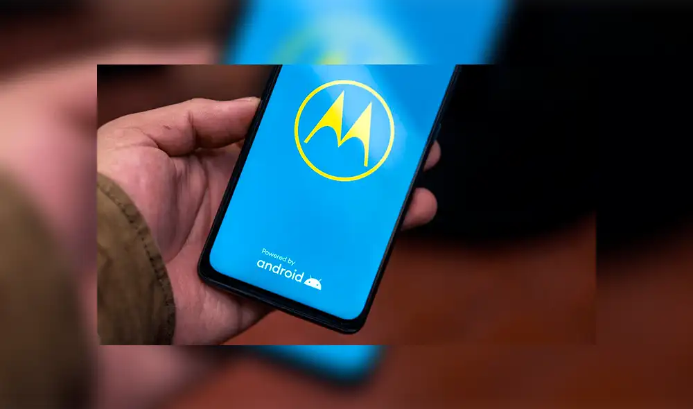 Motorola está preparando un hermano menor para su buque insignia de este año. Motorola está preparando un hermano menor para su buque insignia de este año.