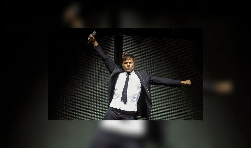 Ricky Martin apareció desnudo en pleno show en la ‘Ciudad del pecado’ [VIDEO]
