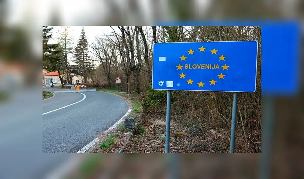 Un cartel de Eslovenia en la frontera con Italia. Foto: EFE Un cartel de Eslovenia en la frontera con Italia. Foto: EFE
