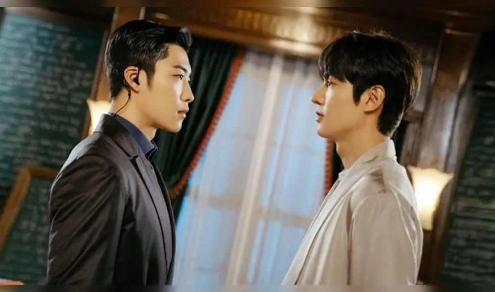 Desliza para ver más fotos de Lee Min Ho y Woo Do Hwa de The king: Eternal monarch.