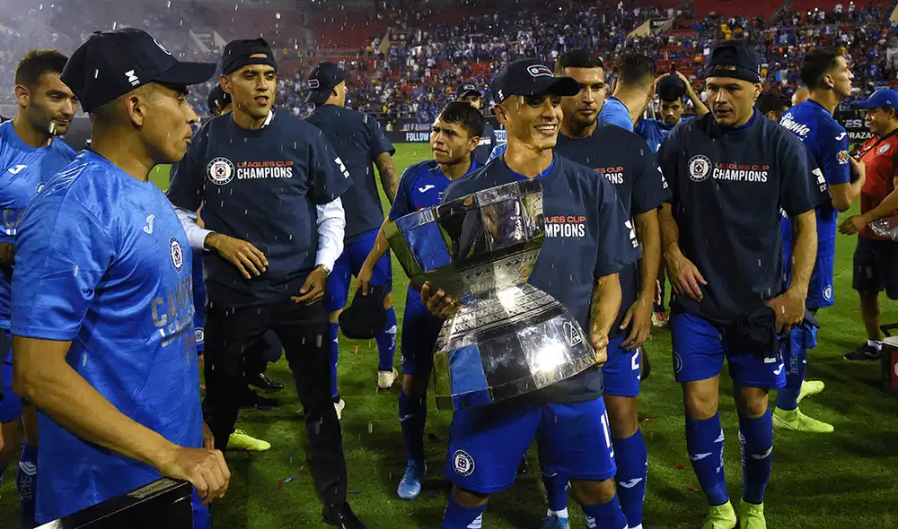 Yoshimar Yotún fue provocado por Nahuel Guzmán durante el Cruz Azul vs. Tigres, pero el peruano terminó anotando un golazo. | Foto: AFP Yoshimar Yotún fue provocado por Nahuel Guzmán durante el Cruz Azul vs. Tigres, pero el peruano terminó anotando un golazo. | Foto: AFP