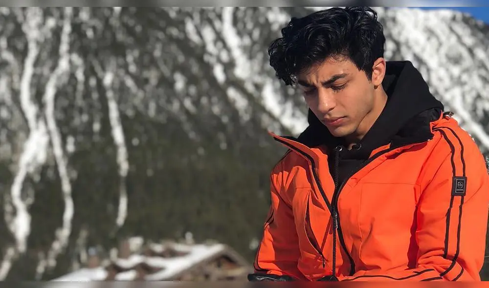 Hijo de Shahrukh Khan enamora por su gran parecido con el actor de Bollywood [FOTOS]