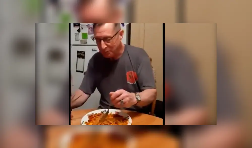 Facebook viral: Abuelo usa extraño truco para comer fideos y causa furor en las redes [VIDEO]