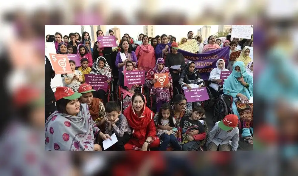 #HoraM: Perú se une al Paro por el ‘Día Internacional de la Mujer’ #HoraM: Perú se une al Paro por el ‘Día Internacional de la Mujer’