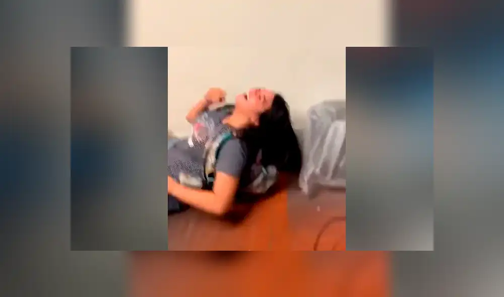 Facebook viral: mujer recibe terrible karma al llegar tarde a su trabajo [VIDEO]