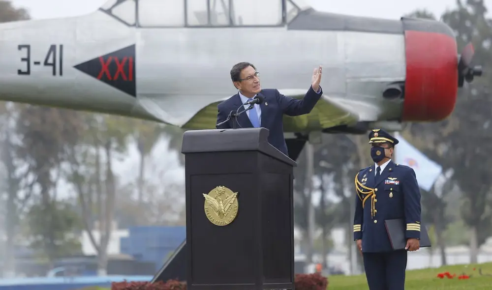 Presidente Martín Vizcarra participó en ceremonia que reconoce a miembros de FF. AA. Y PNP. Foto: Flavio Matos/La República Presidente Martín Vizcarra participó en ceremonia que reconoce a miembros de FF. AA. Y PNP. Foto: Flavio Matos/La República