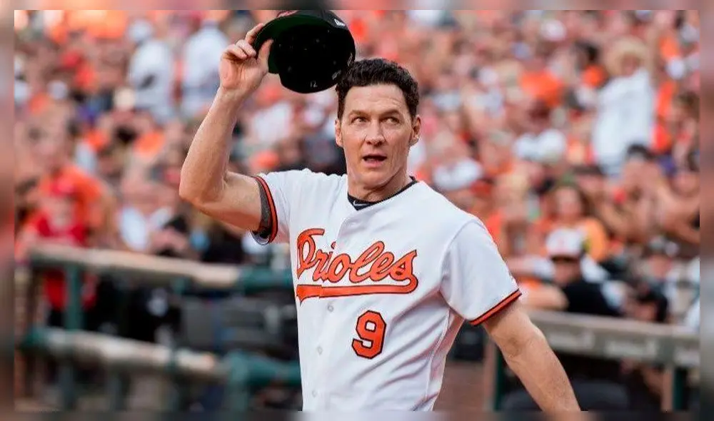 Brady Kevin Anderson es un ex jugador de béisbol para los Medias Rojas de Boston. Nació el 18 de enero de 1964.  Crédito: Instagram