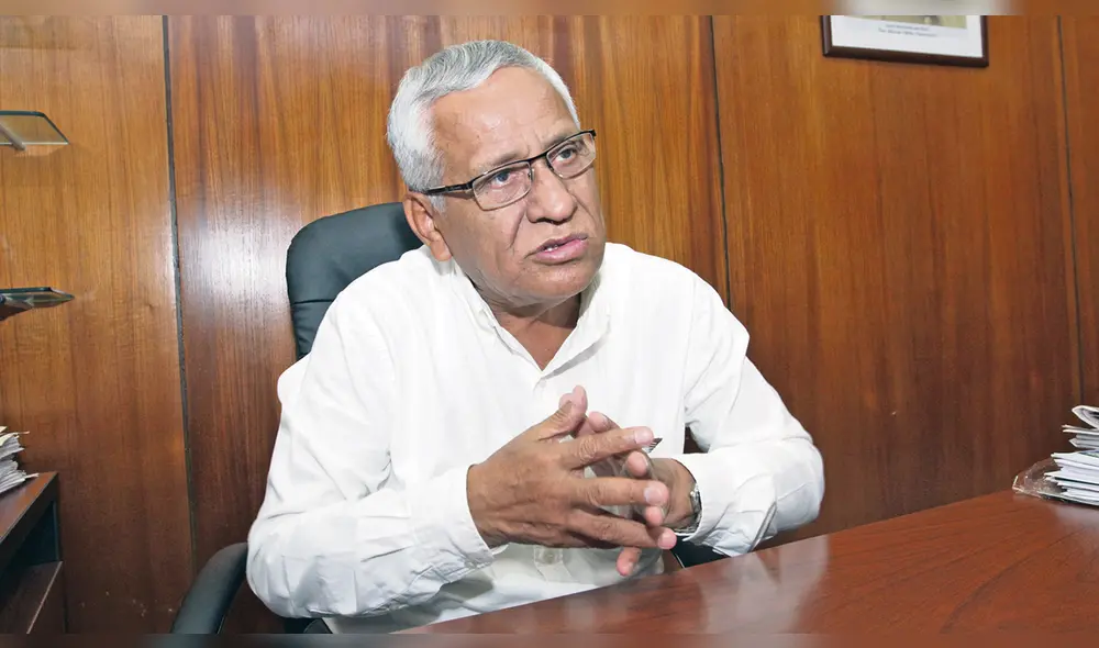 Control. Lozano indicó que los médicos de Las Mercedes deben respetar el horario de trabajo para beneficiar a pacientes. Control. Lozano indicó que los médicos de Las Mercedes deben respetar el horario de trabajo para beneficiar a pacientes.