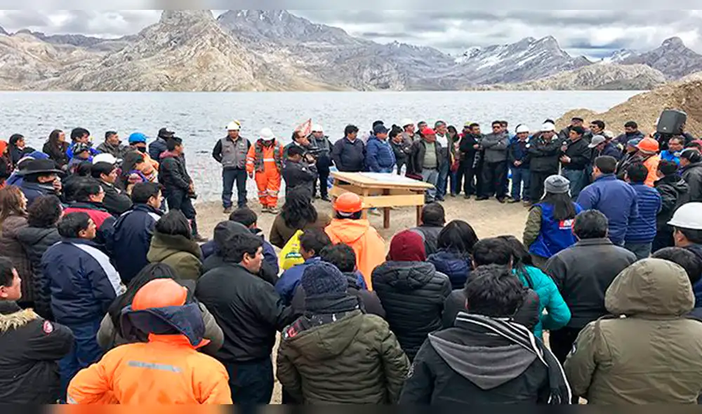 Ministerio de Vivienda inspecciona proyectos en Pasco