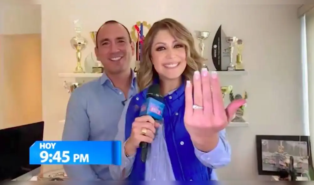 La empresaria mostró su anillo de compromiso y develará los detalles de su compromiso durante Magaly TV, la firme. | Foto: Captura ATV La empresaria mostró su anillo de compromiso y develará los detalles de su compromiso durante Magaly TV, la firme. | Foto: Captura ATV