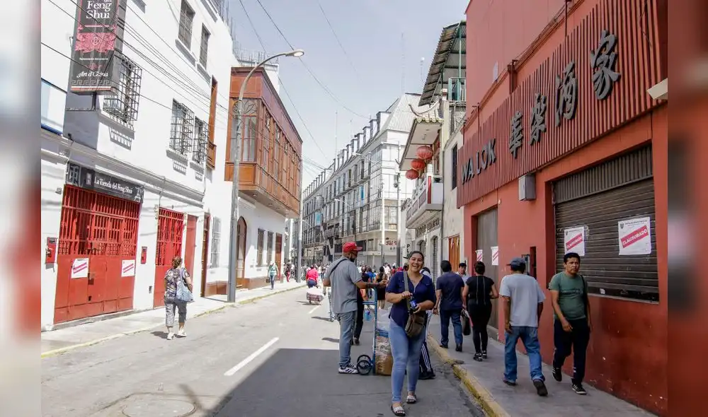 Galerías comerciales del ''Barrio Chino'' permanecen clausuradas. [FOTO]