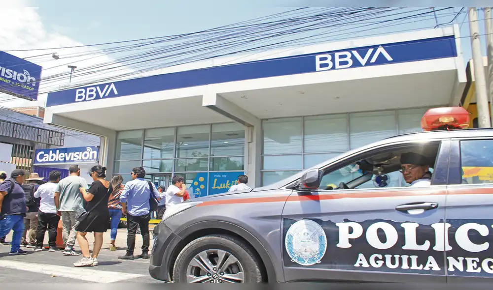 Se busca. Vídeo confiscado permitió conocer el rostro de los presuntos delincuentes que participaron en el asalto al banco. Se busca. Vídeo confiscado permitió conocer el rostro de los presuntos delincuentes que participaron en el asalto al banco.