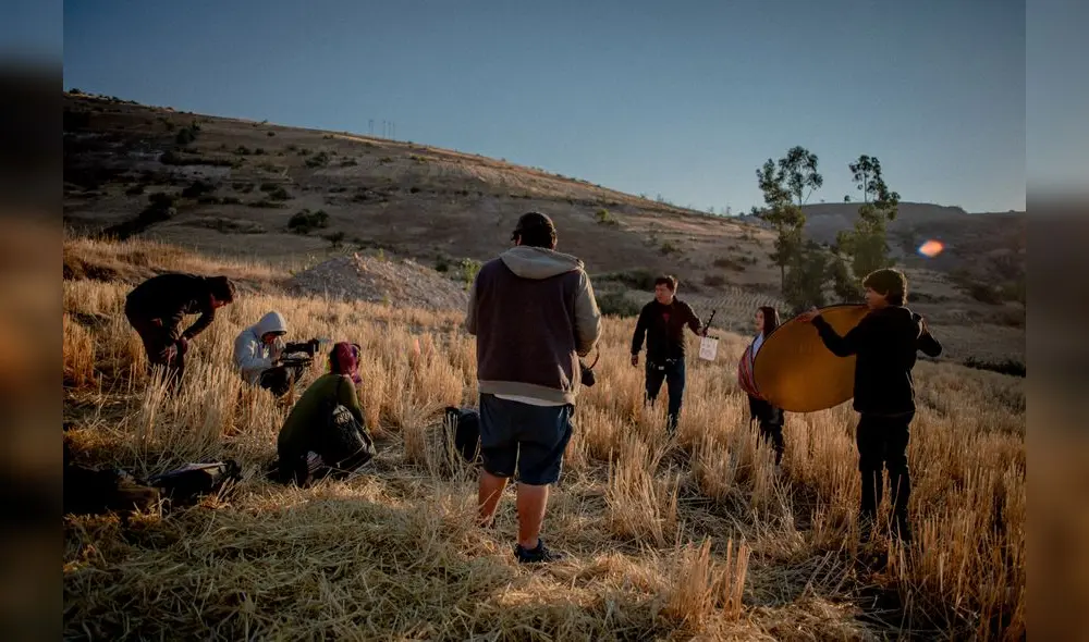 Detrás de cámaras de la grabación del videoclip Qam Hina o Como tú.