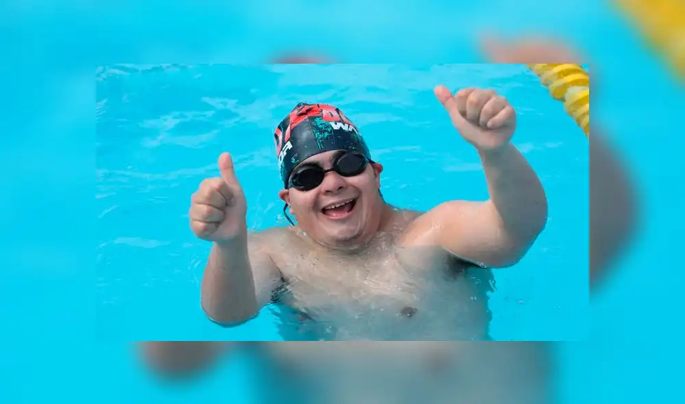 Personas con habilidades especiales participaron en torneo de natación [FOTOS]