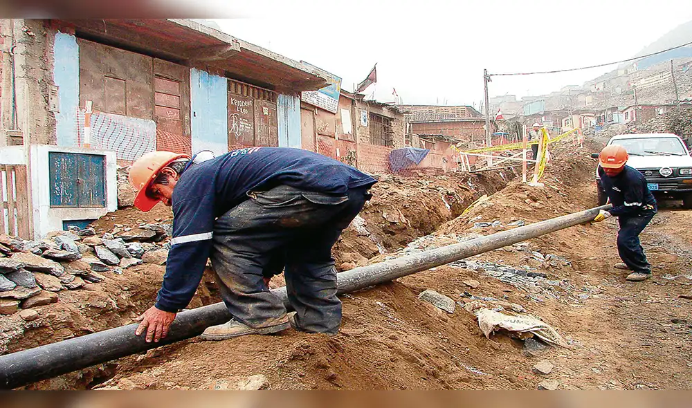 Destinarán S/ 3 mil mllns al año para cerrar brecha de saneamiento en 7 regiones