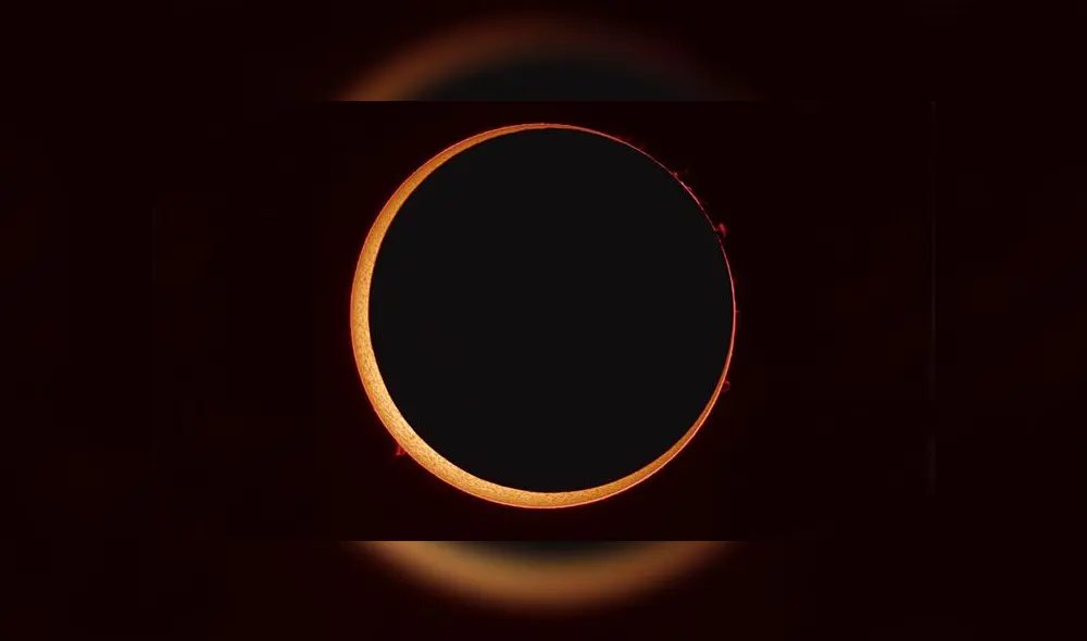 Eclipse solar anular, conocido como "Anillo de Fuego". Crédito: Stefan Seip.