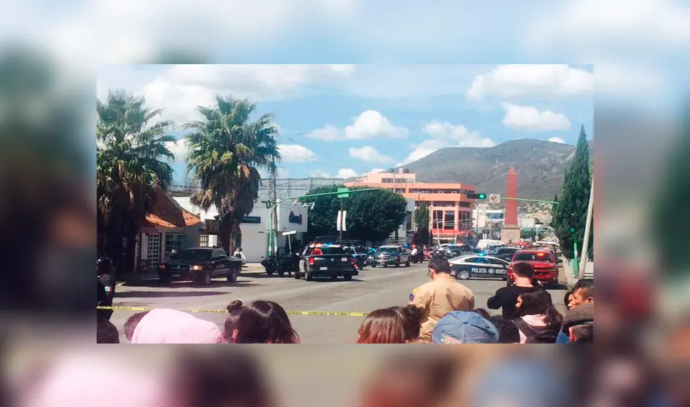 México: ¿A salvar el mundo con pistola y machete? [VIDEO] 