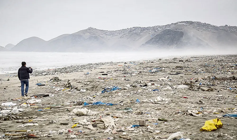 Desolador. Así luce la playa Cavero, en Ventanilla. Según el municipio, se realizan campañas de limpieza, pero es insuficiente. Es momento de tomar conciencia. Seamos elementos de cambio. Desolador. Así luce la playa Cavero, en Ventanilla. Según el municipio, se realizan campañas de limpieza, pero es insuficiente. Es momento de tomar conciencia. Seamos elementos de cambio.