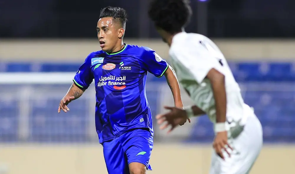 Cueva jugando el partido de la reserva para Al-Fateh de este martes 27 de diciembre. Foto: Twitter Al-Fateh