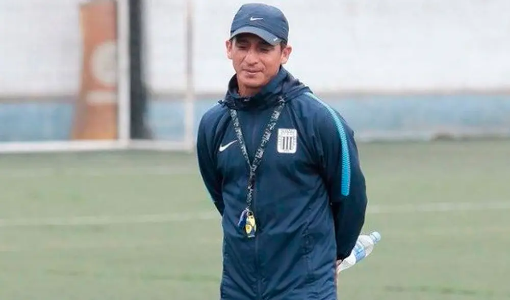 Tras perder el clásico, Pablo Bengoechea renunció a su cargo y Guillermo Salas se encargará de dirigir al equipo íntimo de forma interina.