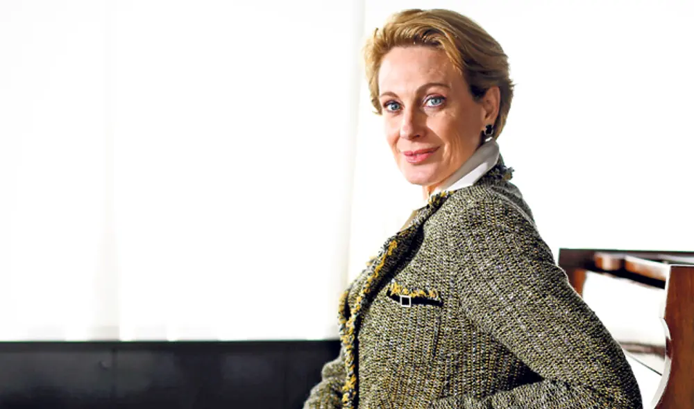 Actriz y productora. Presenta musical ‘Todos vuelven’, en Preludio Live.