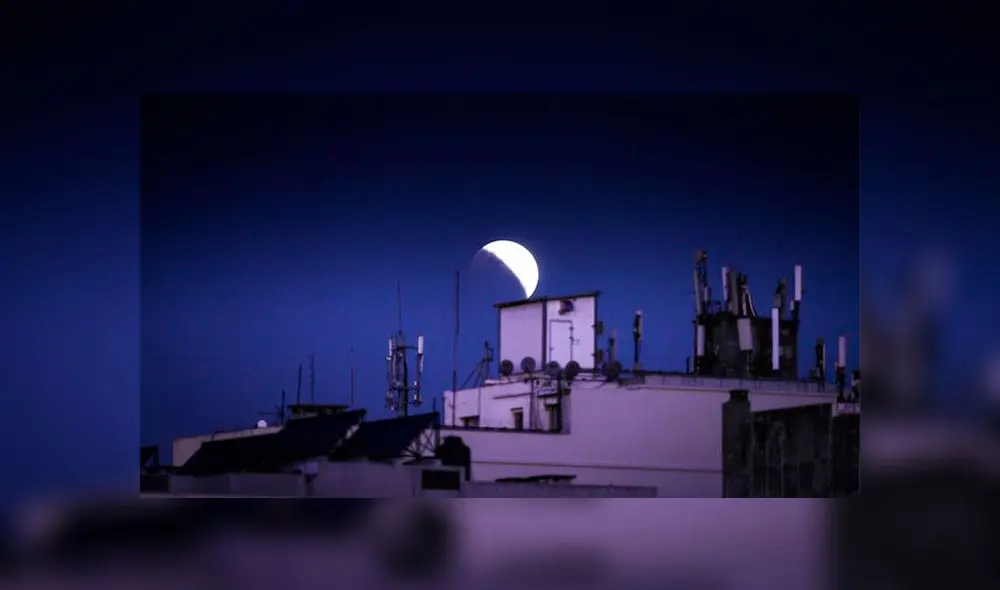 Uruguay. El eclipse lunar captado en el país sudamericano. Foto: EFE.