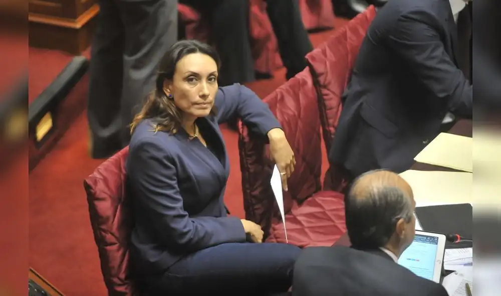 En Fuerza Popular hay una política de favorecer solo a algunos, denuncia Donayre 
