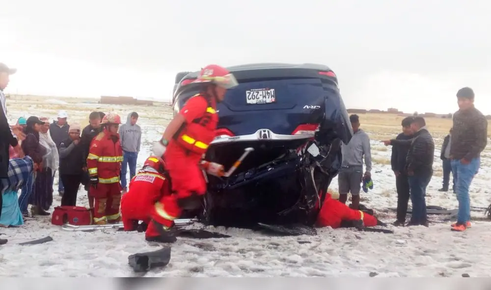 Jugadores de Binacional sufren accidente en vía Juliaca – Puno [FOTOS]