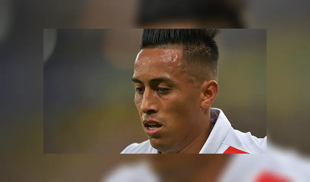 El entrenador Jorge Sampaoli ya no toma en cuenta a Christian Cueva para los partidos del Santos. El entrenador Jorge Sampaoli ya no toma en cuenta a Christian Cueva para los partidos del Santos.