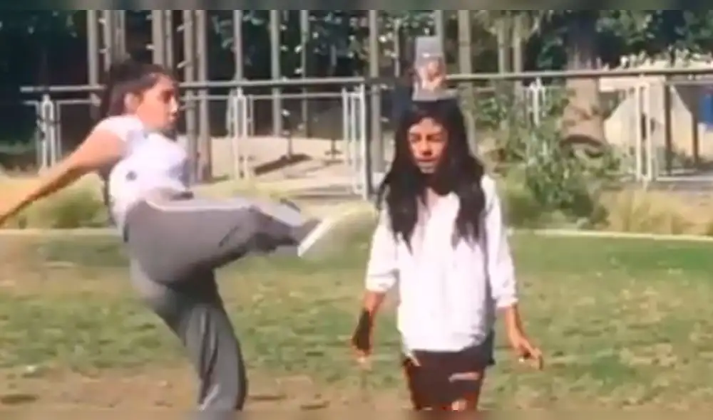 Facebook viral: comete error en reto viral y patea rostro de su hermana de forma brutal [VIDEO]