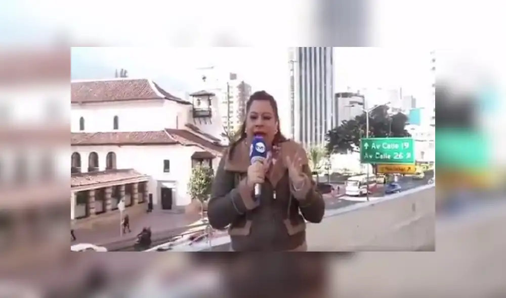 Twitter: "El Papa pasará en su batimóvil", el error de una periodista que ha desatado burlas en la red [VIDEO]