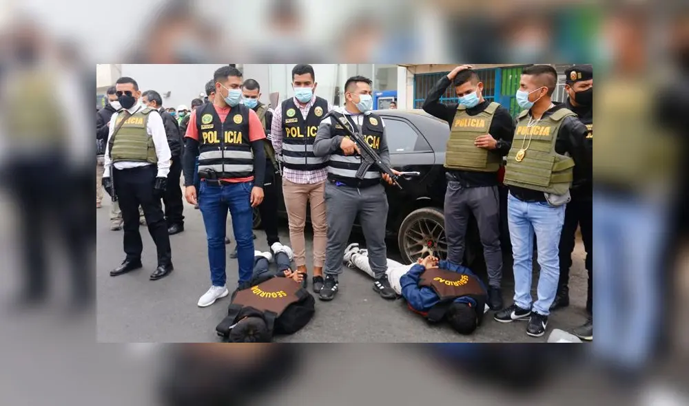 Policía frustra robo a agencia bancaria en Los Olivos. Fotos: Flavio Matos/La República. Policía frustra robo a agencia bancaria en Los Olivos. Fotos: Flavio Matos/La República.