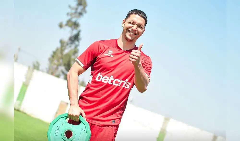 ESPERANZA. El hincha del FBC Melgar espera que el argentino Tomás Martínez sea la manija del equipo en el medio campo. ESPERANZA. El hincha del FBC Melgar espera que el argentino Tomás Martínez sea la manija del equipo en el medio campo.
