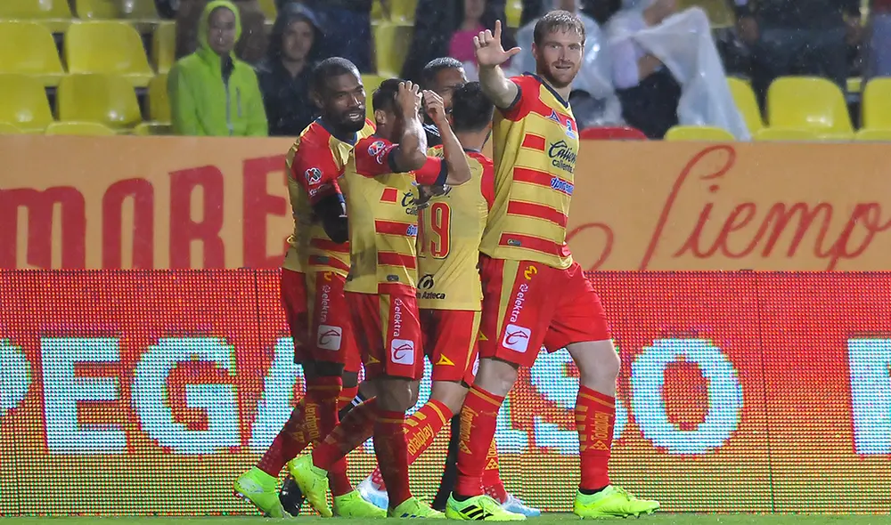 Sigue aquí EN VIVO ONLINE el Monarcas Morelia vs. Santos Laguna por la jornada 15 del Torneo Apertura 2019 de la Liga MX. | Foto: AFP
